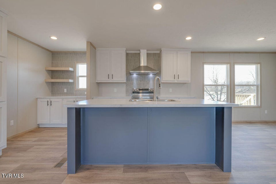 Photo #15: 319 Lories Lane