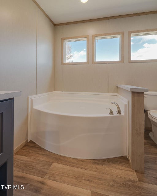 Photo #23: 319 Lories Lane