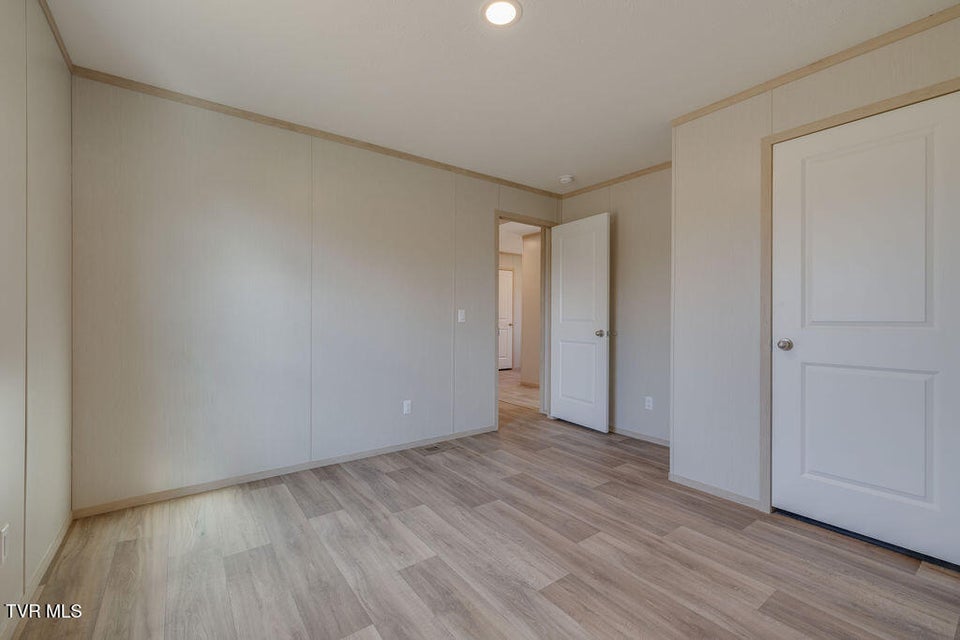 Photo #35: 319 Lories Lane