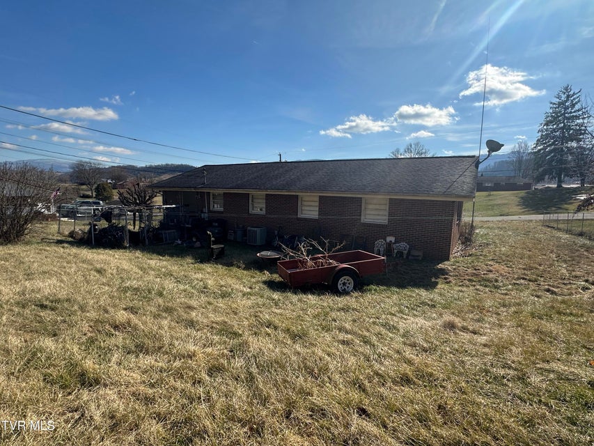 Photo #2: 50 Edgar Street