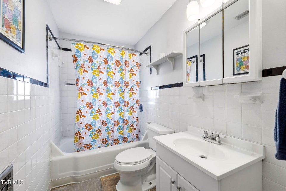 Photo #15: 110 Taylortown Road