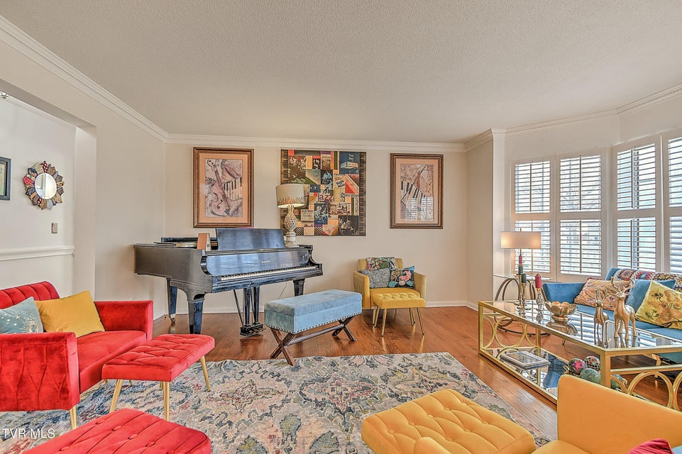 Photo #3: 70 Par Lane