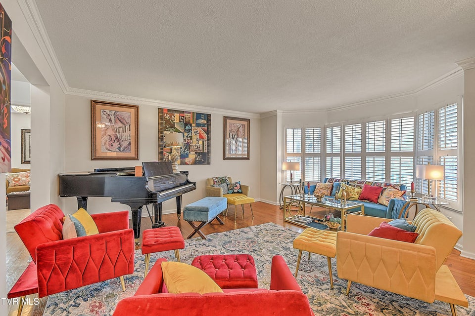 Photo #5: 70 Par Lane