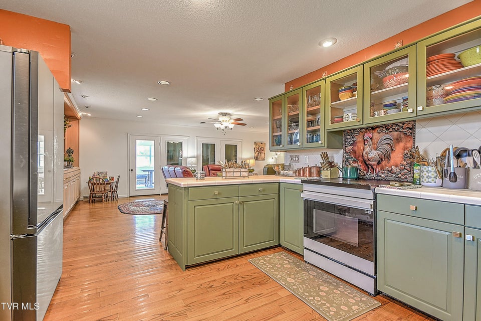 Photo #10: 70 Par Lane