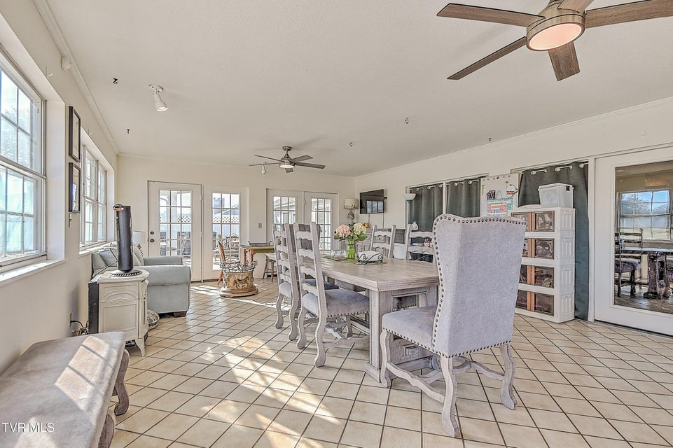 Photo #19: 70 Par Lane