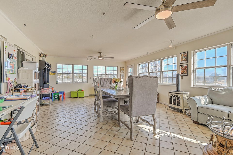 Photo #20: 70 Par Lane