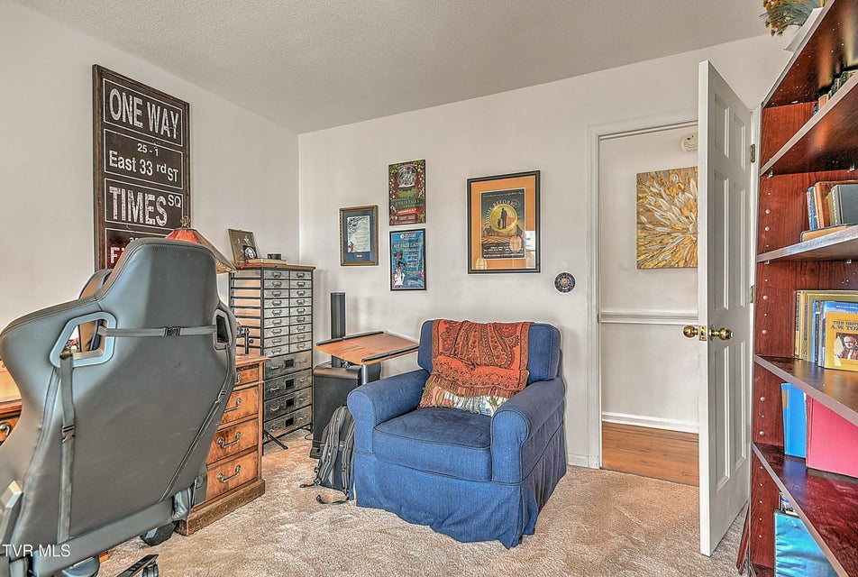 Photo #37: 70 Par Lane