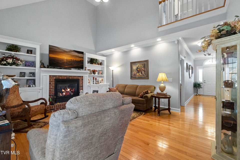 Photo #4: 14 Ridgefield Court