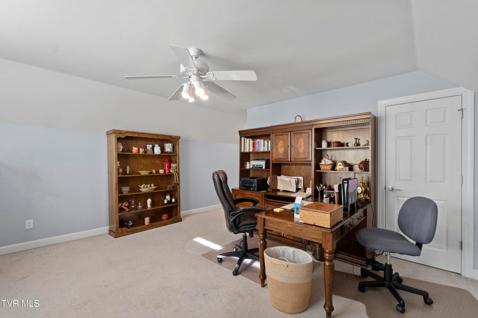 Photo #39: 14 Ridgefield Court