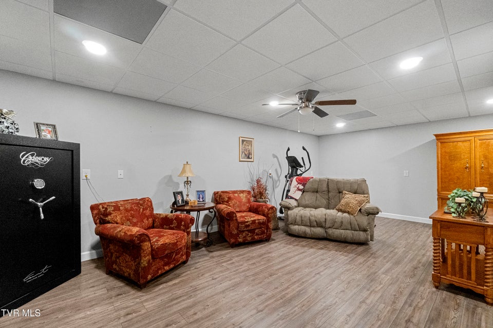 Photo #41: 14 Ridgefield Court