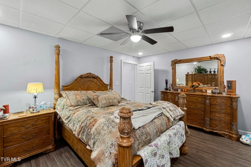 Photo #47: 14 Ridgefield Court