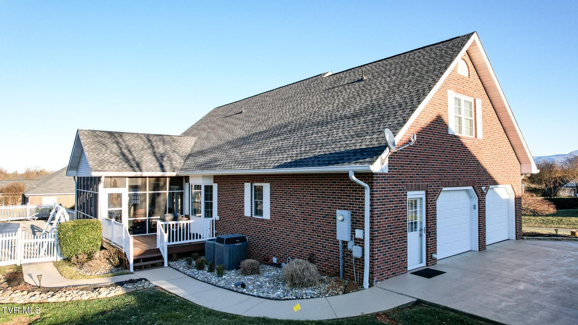 Photo #66: 14 Ridgefield Court