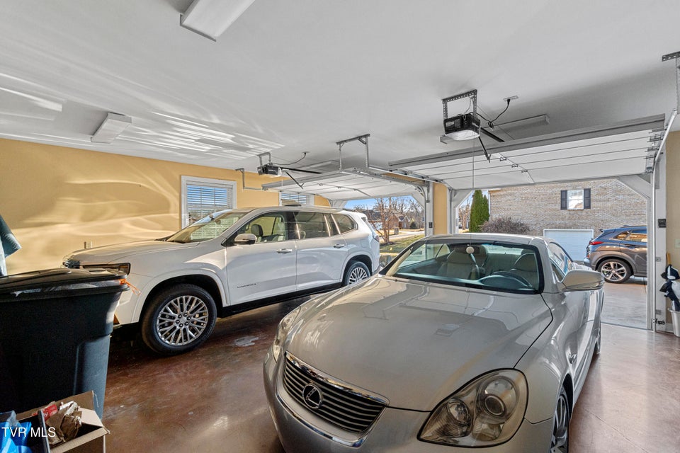 Photo #75: 14 Ridgefield Court