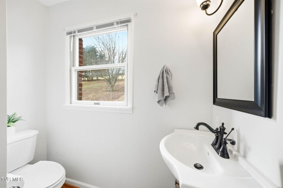 Photo #9: 340 Lewis Lane