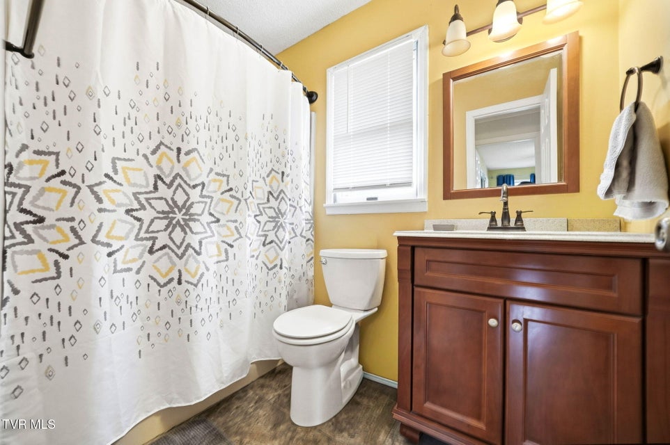 Photo #29: 340 Lewis Lane