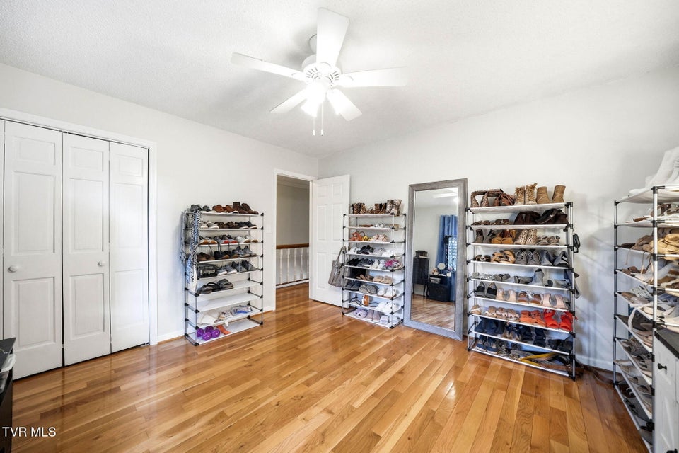 Photo #31: 340 Lewis Lane