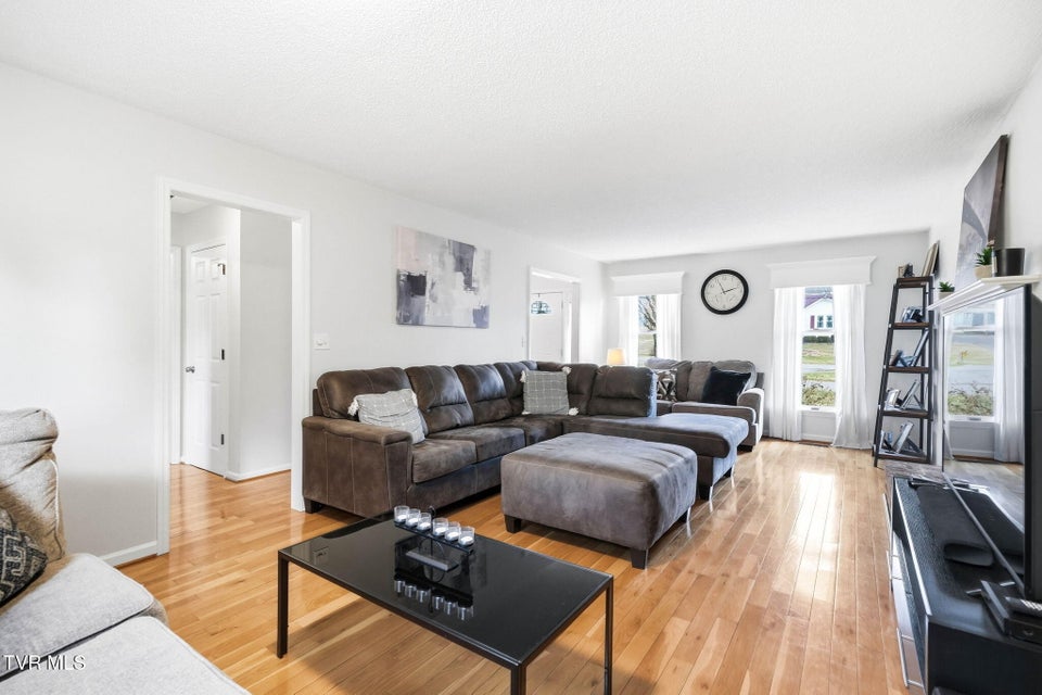 Photo #6: 340 Lewis Lane