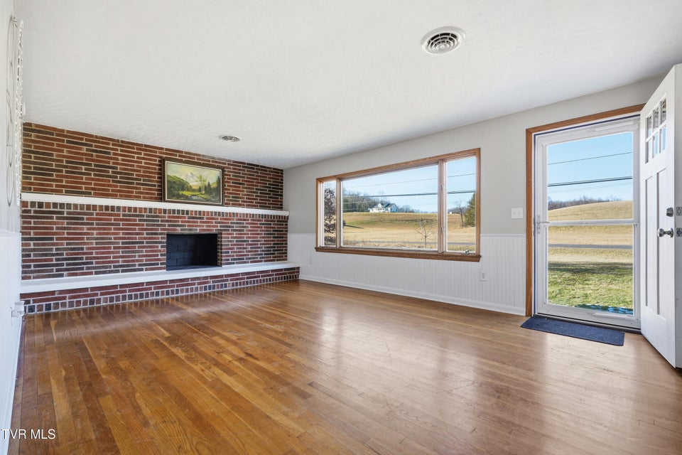 Photo #7: 6212 Hurricane Road