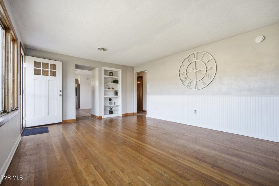 Photo #8: 6212 Hurricane Road