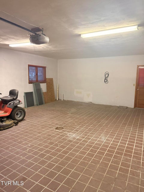 Photo #31: 6212 Hurricane Road