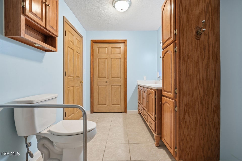 Photo #12: 16112 Wyndale Road