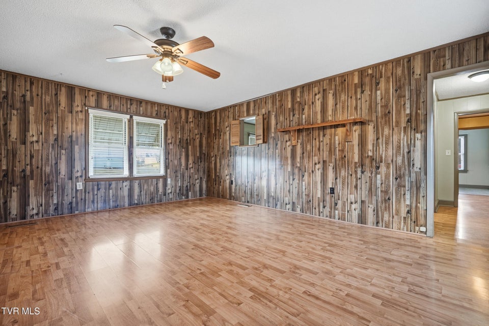 Photo #16: 16112 Wyndale Road