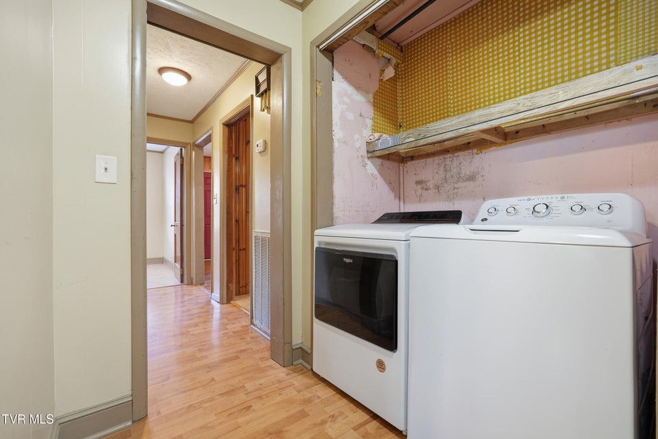 Photo #25: 16112 Wyndale Road