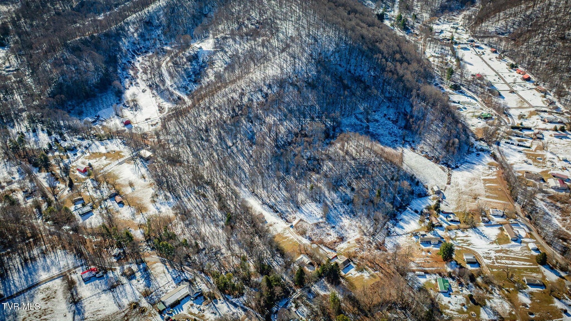 Photo #12: 140 Doe Lane