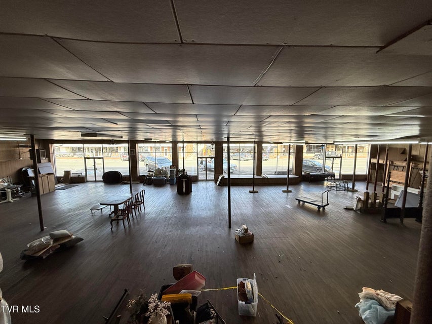 Photo #15: 119 Main Street