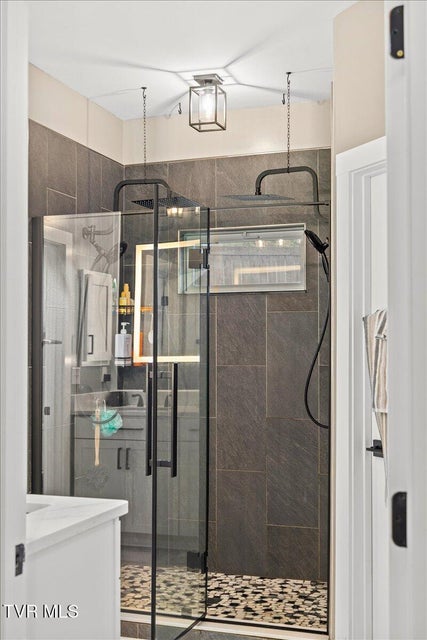 Photo #25: 994 Boones Creek Road