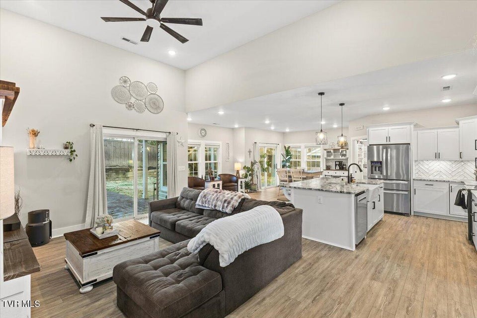 Photo #5: 994 Boones Creek Road