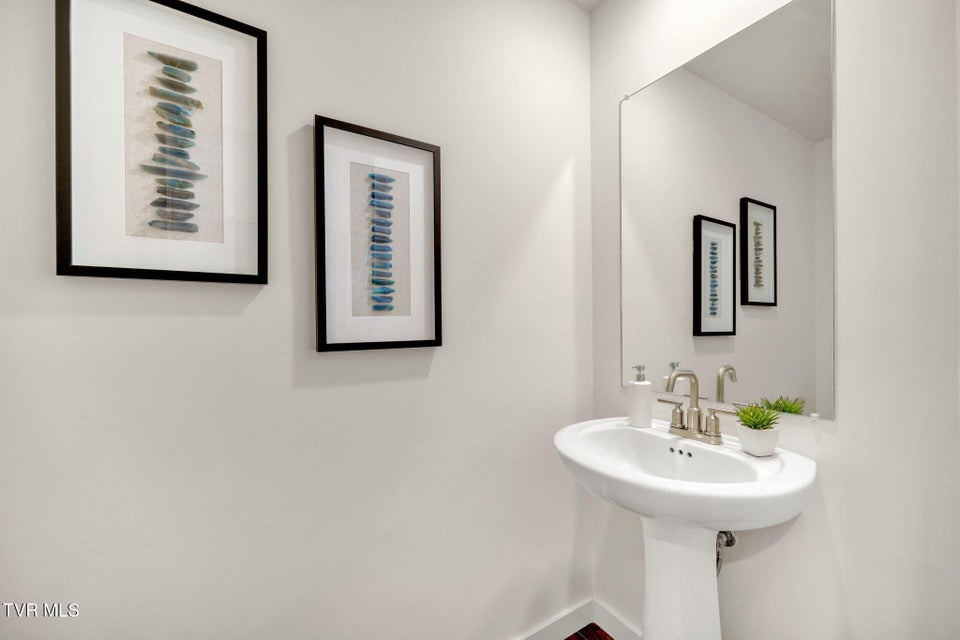 Photo #11: 1175 Aspen Terrace 