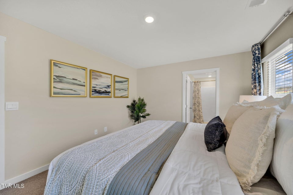 Photo #16: 1175 Aspen Terrace 