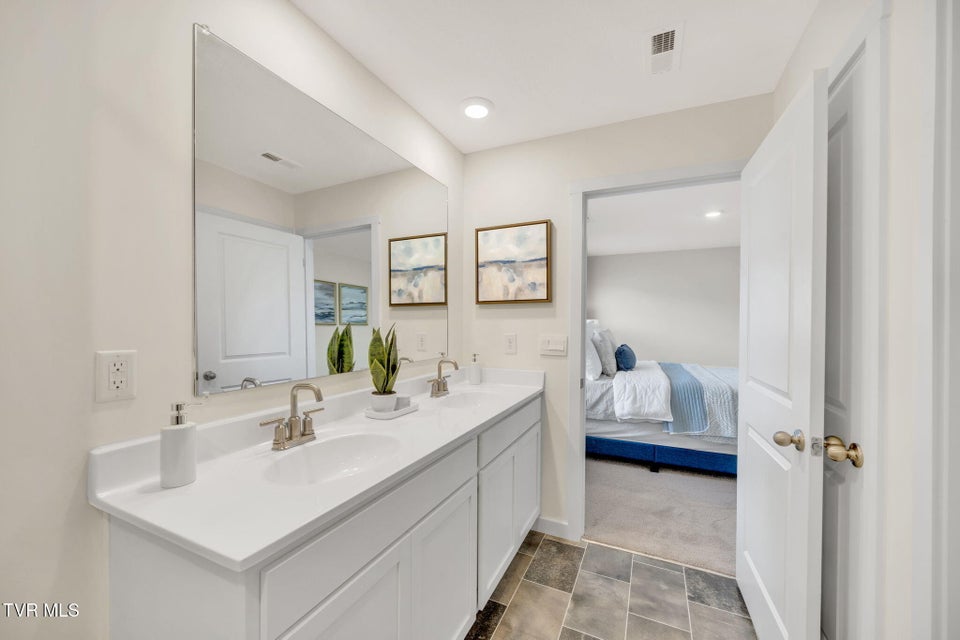 Photo #19: 1175 Aspen Terrace 