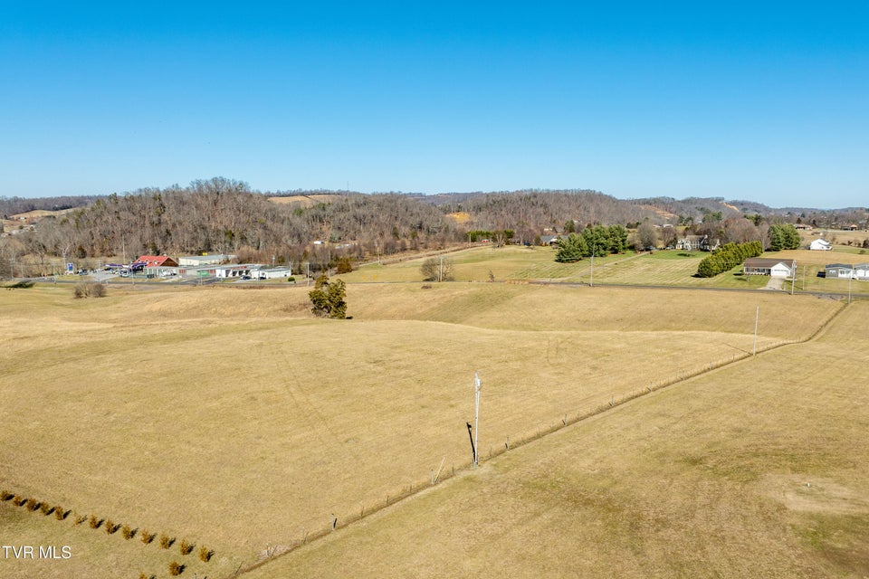 Photo #6: 1490 Highway 81 N 