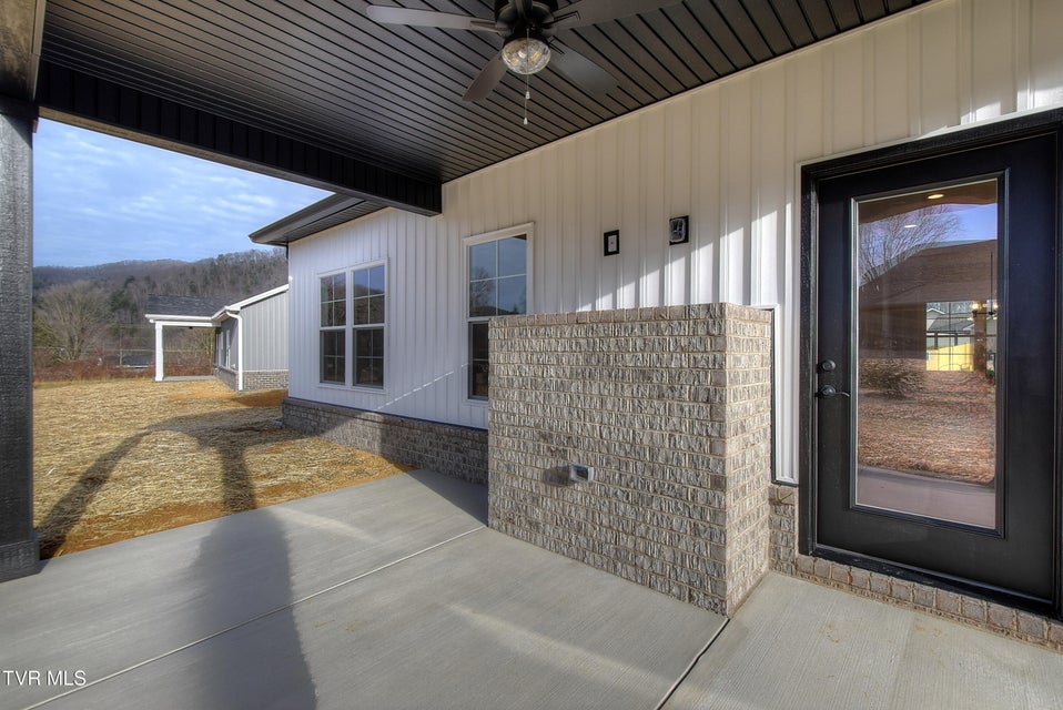 Photo #18: 146 Ervin Loop