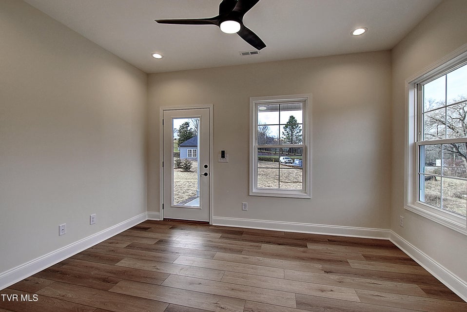 Photo #10: 144 Ervin Loop