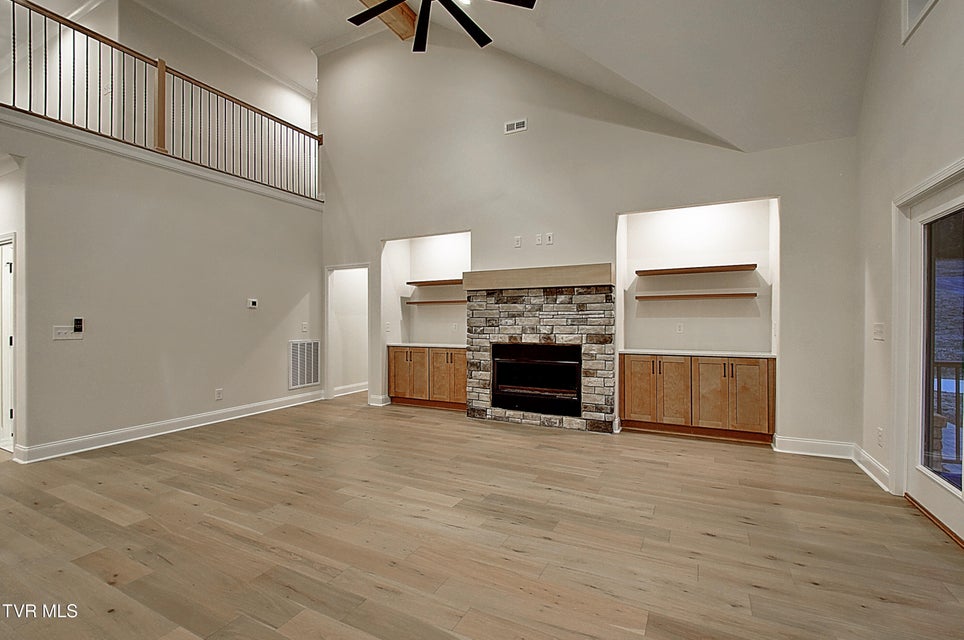 Photo #9: 3 Morning Glory Terrace