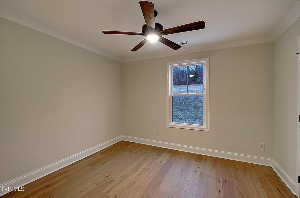 Photo #24: 3 Morning Glory Terrace