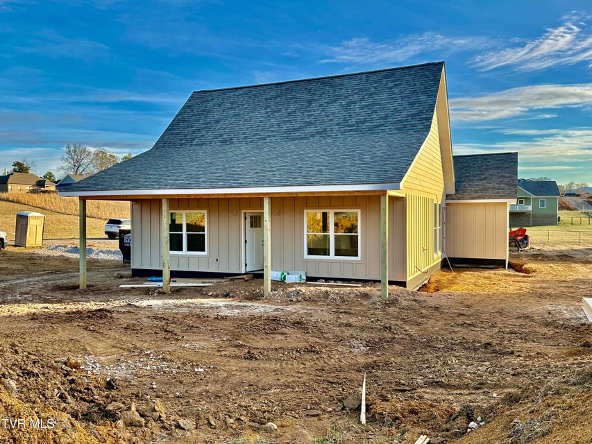 Photo #2: 50 Emperor Lane