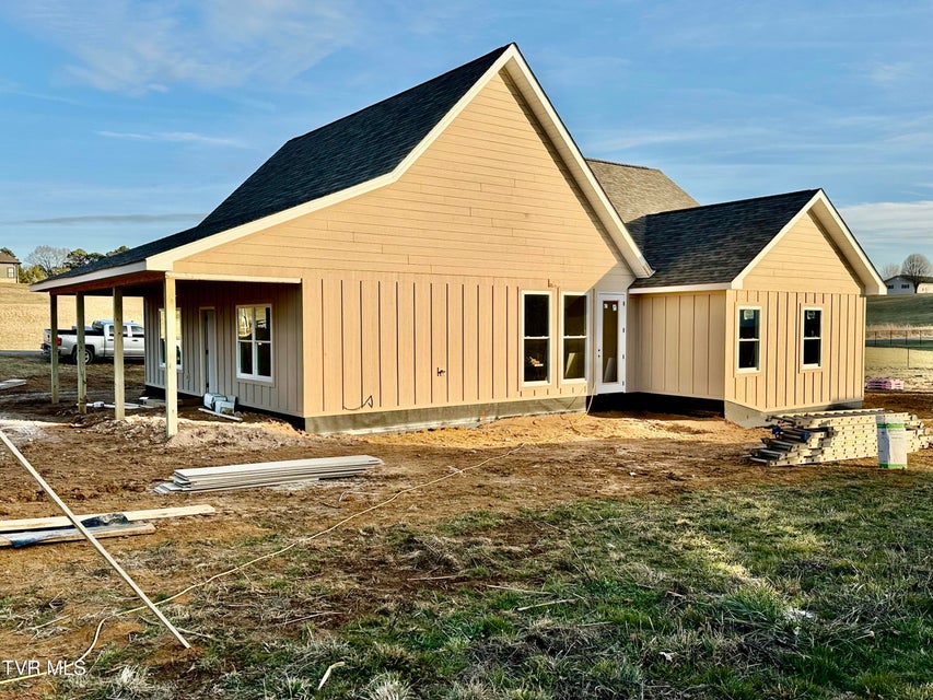 Photo #3: 50 Emperor Lane