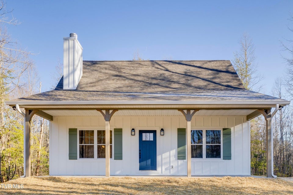 Photo #9: 50 Emperor Lane