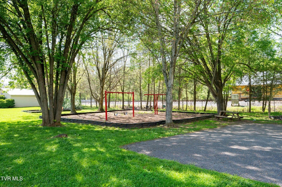 Photo #61: 304 Depot Street