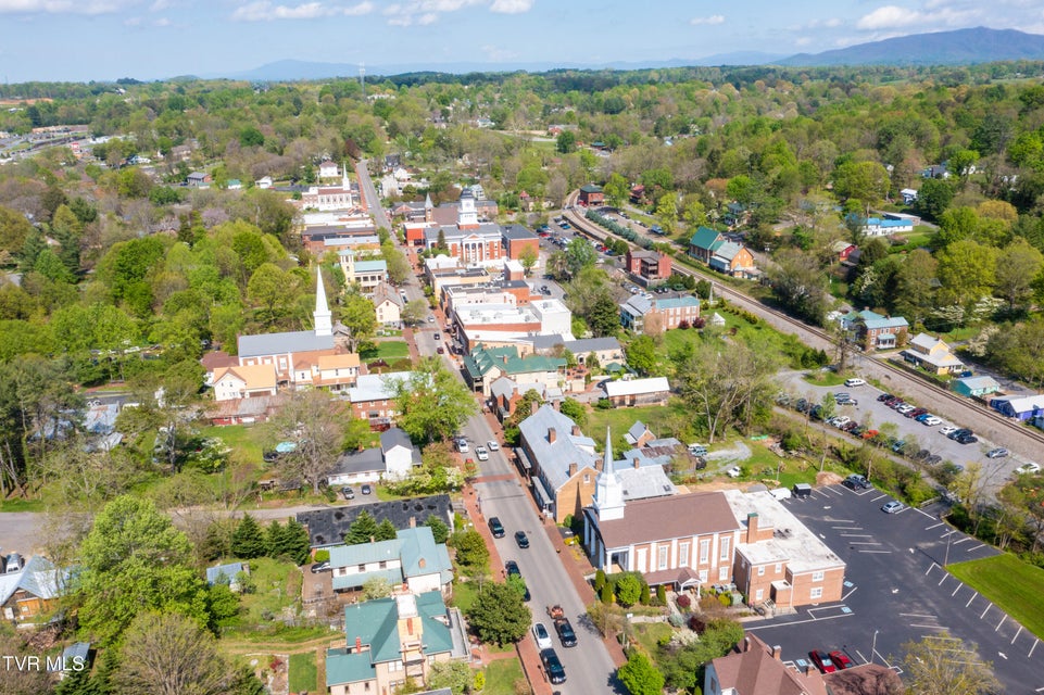 Photo #51: 304 Depot Street