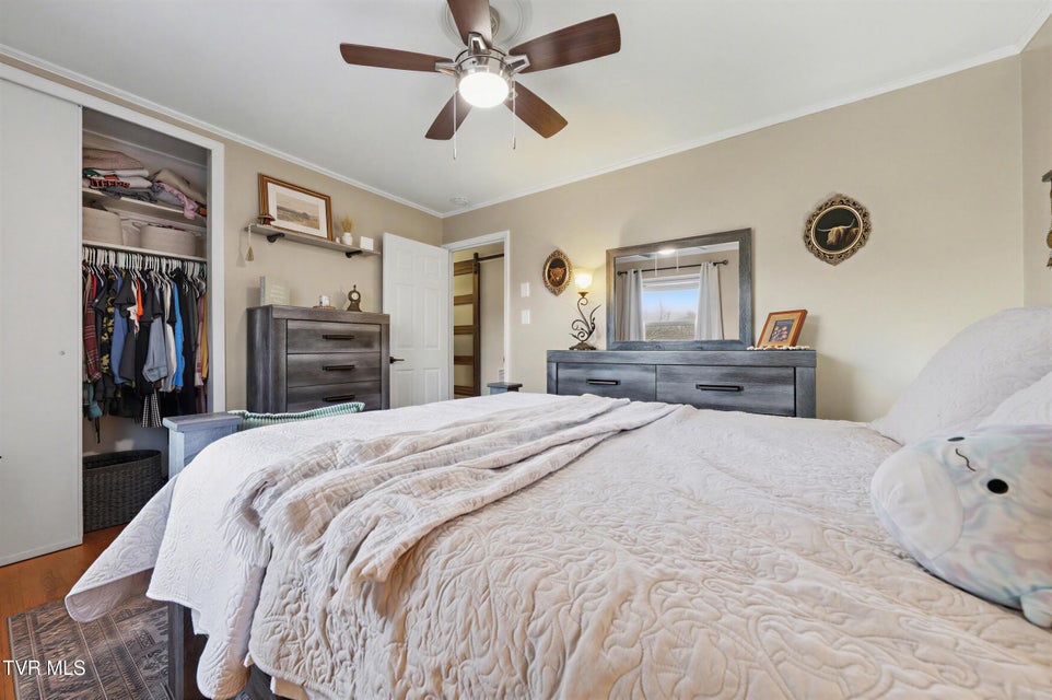 Photo #25: 220 Susong Lane