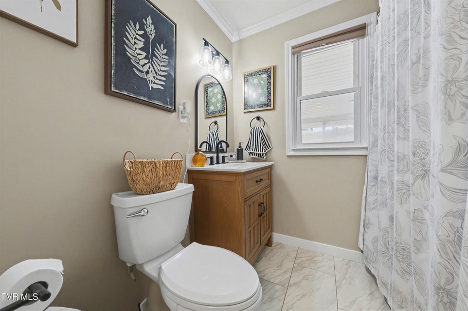 Photo #26: 220 Susong Lane