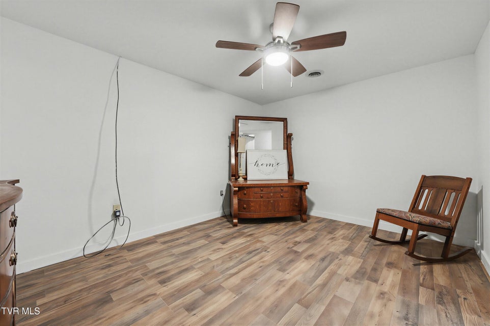 Photo #36: 220 Susong Lane