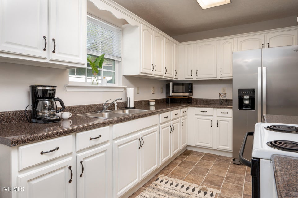 Photo #3: 304 Depot Street