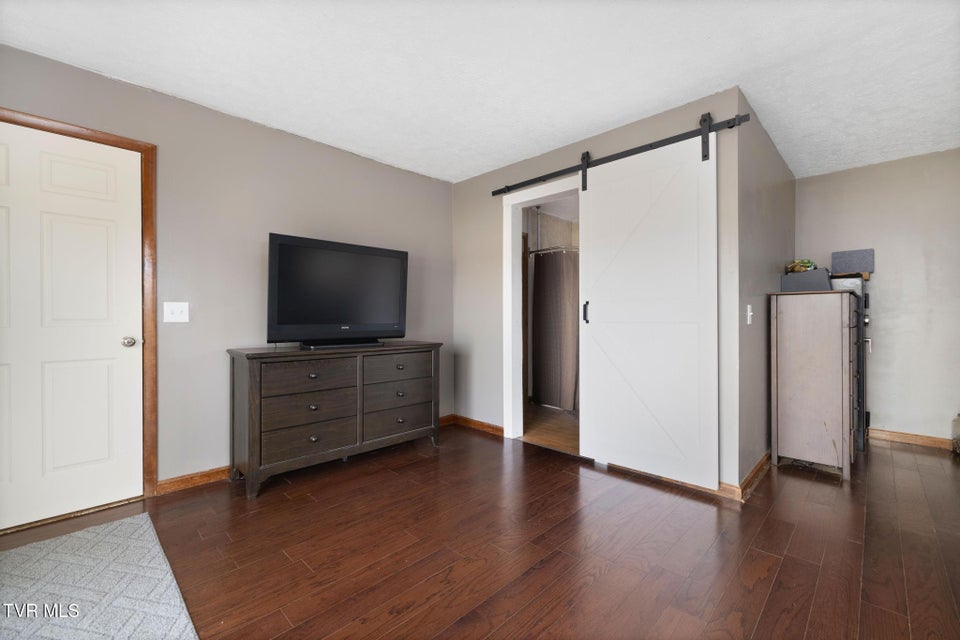 Photo #28: 1105 Harmony Road