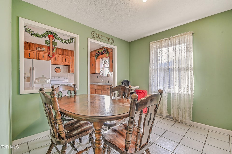 Photo #9: 202 Timber Ridge Lane